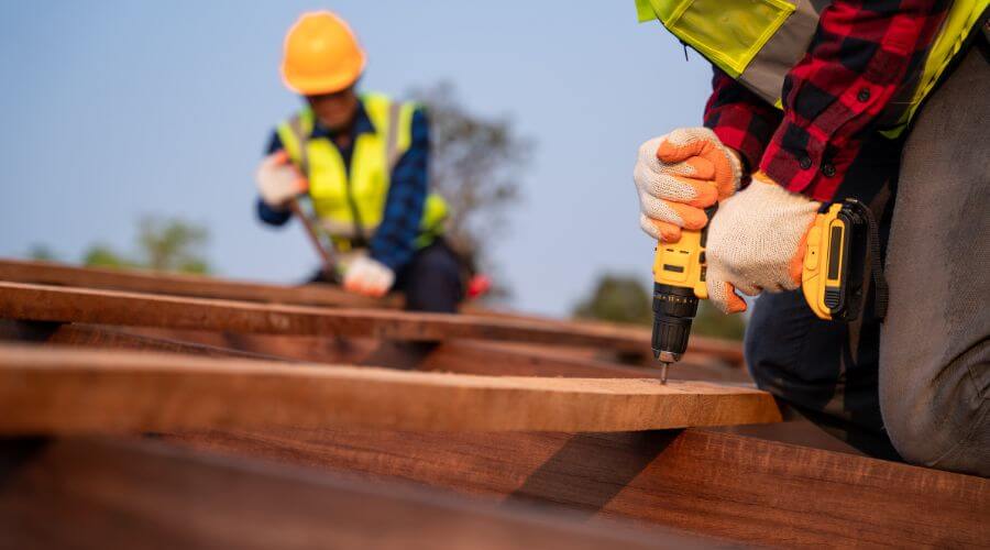 Expert Emergency Roof Repairs services in Lucasville, OH